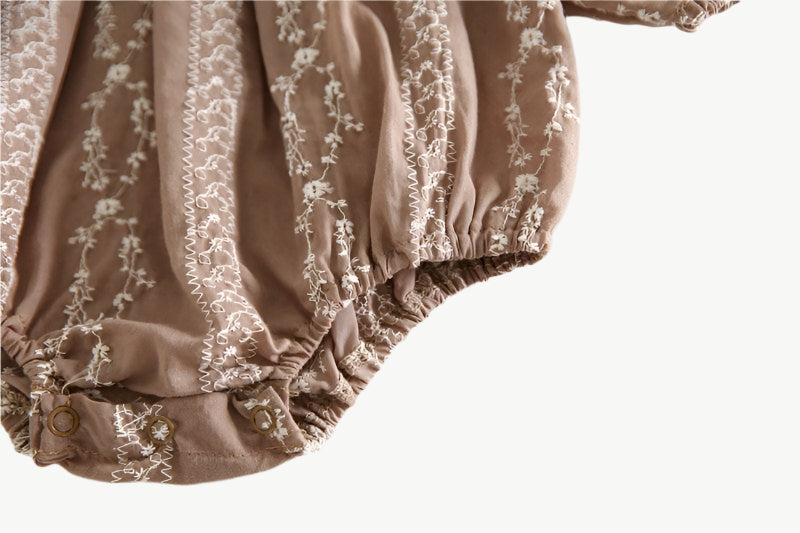 Langarm Strampler für Babys aus Umweltfreundlicher Baumwolle – Bequem & Hypoallergen - Mayfair ModaBraun3M