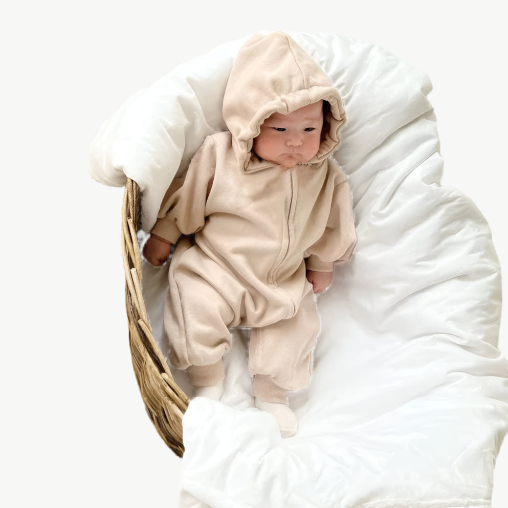 Bequemer Kapuzenoverall aus 100% Bio - Baumwolle für Kinder – Atmungsaktiv & Hypoallergen - Mayfair ModaGrün1 - 3M