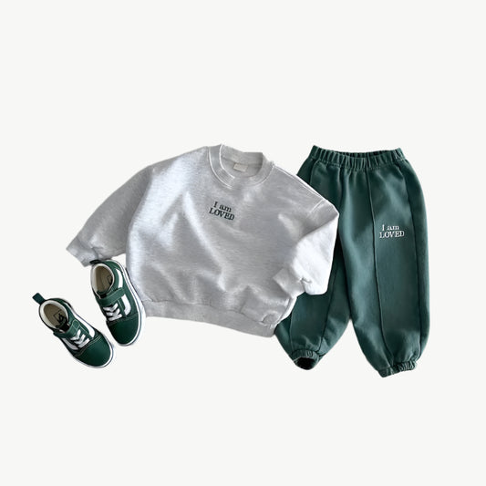 Bio - Baumwoll Sweatshirt Jogger Set – Atmungsaktiv, Hypoallergen & Umweltfreundlich - Mayfair Modagrau grün12M