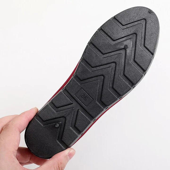 Emma - Leicht zu tragende Sneakers - Mayfair ModaRot35