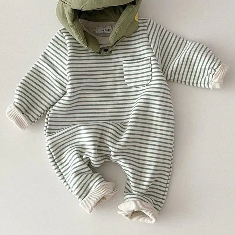 Gestreifter Jumpsuit aus Bio - Baumwolle für Babys – Atmungsaktiv & Hypoallergen - Mayfair ModaGelb6M