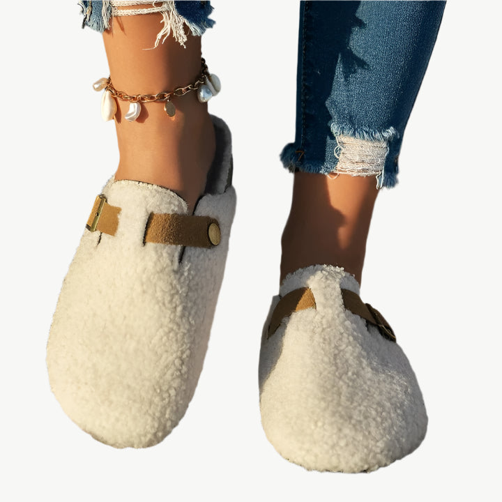 Inara - Flauschige Hausschuhe - Mayfair ModaBeige36