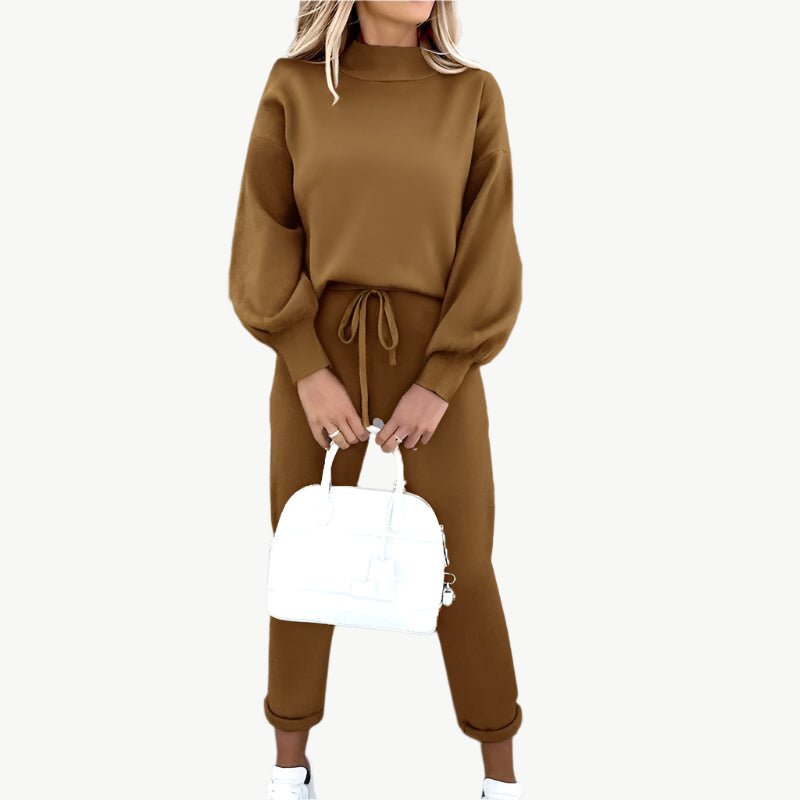 Jezebel - Modernes Pullover - und Hosenset - Mayfair ModaBraunS