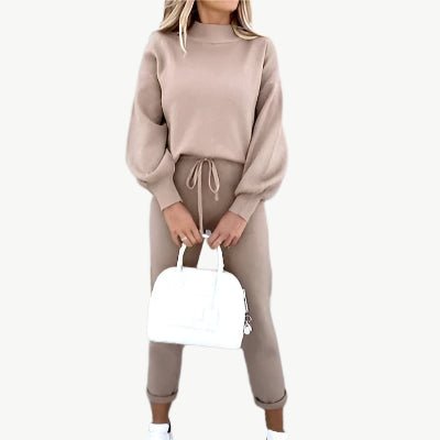 Jezebel - Modernes Pullover - und Hosenset - Mayfair ModaCremeS