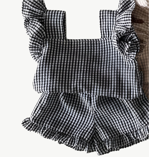 Karierte Rüschenshorts aus Bio - Baumwolle – Hypoallergen & Umweltfreundlich für Kinder - Mayfair ModaSchwarz3 - 6M