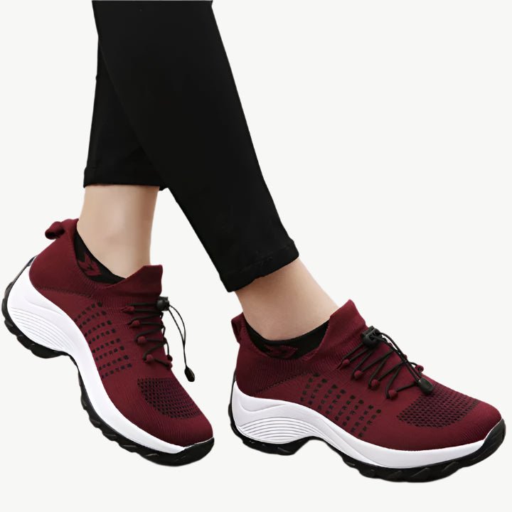Margot - Leichte, bequeme Turnschuhe - Mayfair ModaRot35