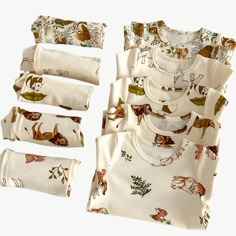 Tiermuster Kinder Lounge Set aus Bio - Baumwolle – Bequem, Atmungsaktiv & Hypoallergen - Mayfair ModaWald12M