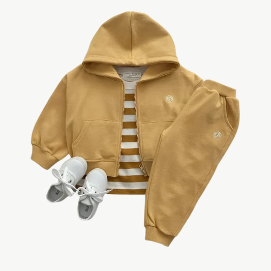 Umweltfreundliches Hoodie Jogger Set für Kinder aus Bio - Baumwolle, atmungsaktiv & hypoallergen - Mayfair ModaGelb6M - 12M
